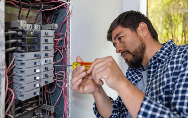 Best Electrical Outlet Repair  in Shorewood Hills, WI